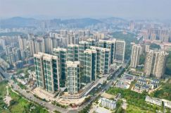 双十一，你还在疯狂网购吗？那你可就亏大了！今年双十一，来看看不一样的选择&mdash;&mdash;买房！尤其是郴州的五岭央著，绝对是你的理想之选。郴州五岭央著，由深耕郴州21载的龙泽地产开发，