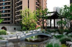 在郴州楼市风云变幻的浪潮中,众多楼盘陷入 &ldquo;价格战&rdquo; 泥潭时,郴州青云和著宛如一匹黑马,上演了一场令人惊叹的逆袭传奇。从开局遇冷到成为市场佼佼者，它用实力打破行业困局