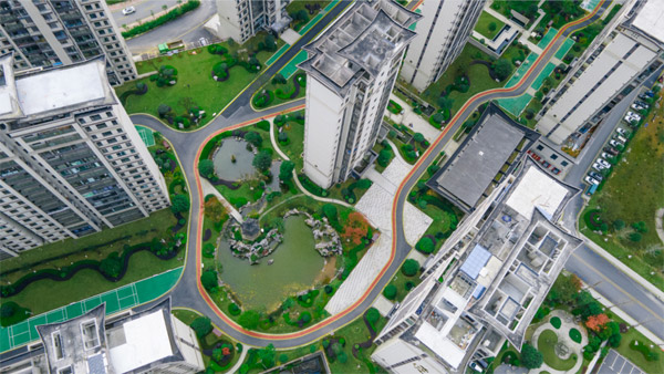 在追求品质生活的道路上,洋房始终以其独特的魅力,成为众多购房者的理想之选。然而,高昂的价格往往让人望而却步。如今，万腾观山悦墅质低密洋房打破常规,实得单价4xxx元/㎡起的惊喜价